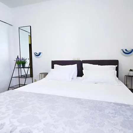 Апартаменты Beachfront - Janice - Adults Only Пакоштане