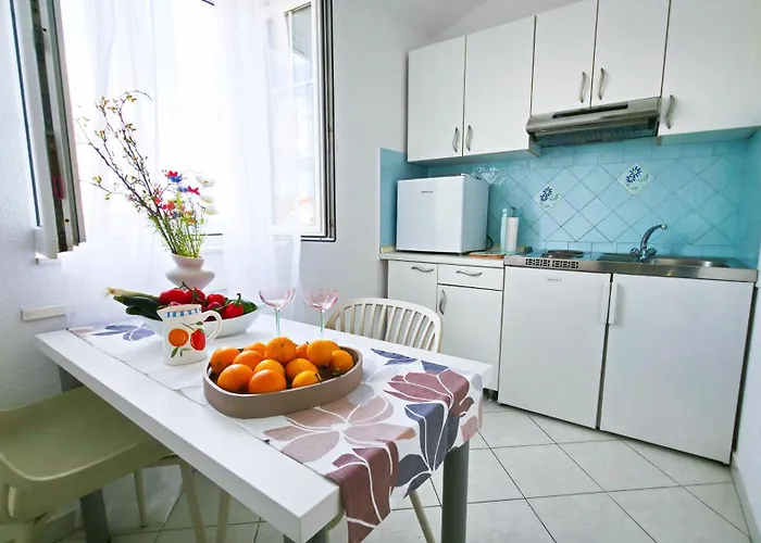 شقة Beachfront - Janice - Adults Only - By Mustel Travel باكوشتاني