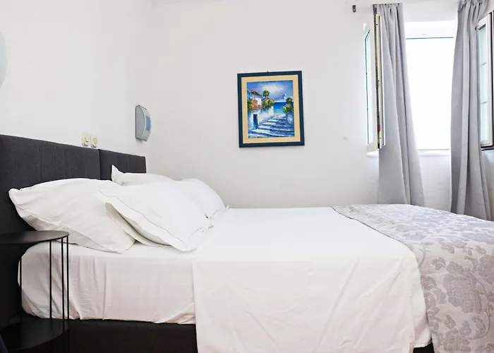 شقة Beachfront - Janice - Adults Only - By Mustel Travel باكوشتاني