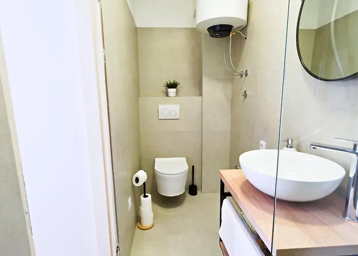 شقة Beachfront - Janice - Adults Only - By Mustel Travel *